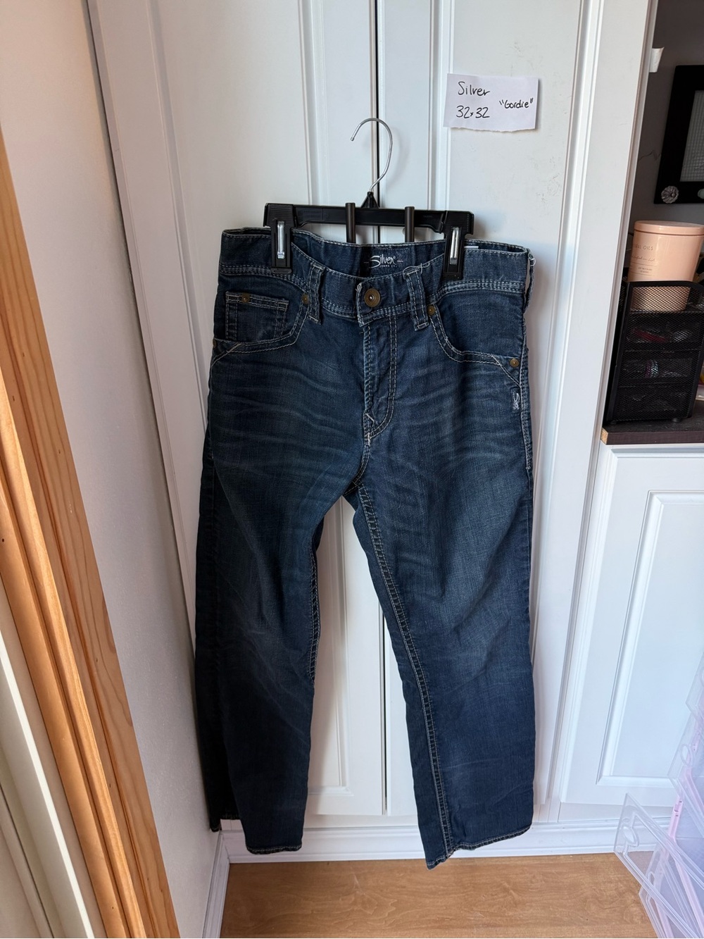 Silver Jeans Men's size 32, inseam 32” “Gordie” (G1)